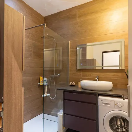 Apartament Prive Dans Maison Du Centre *