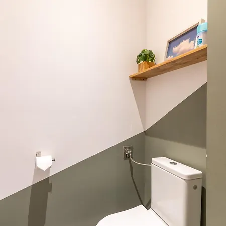 Apartament Prive Dans Maison Du Centre