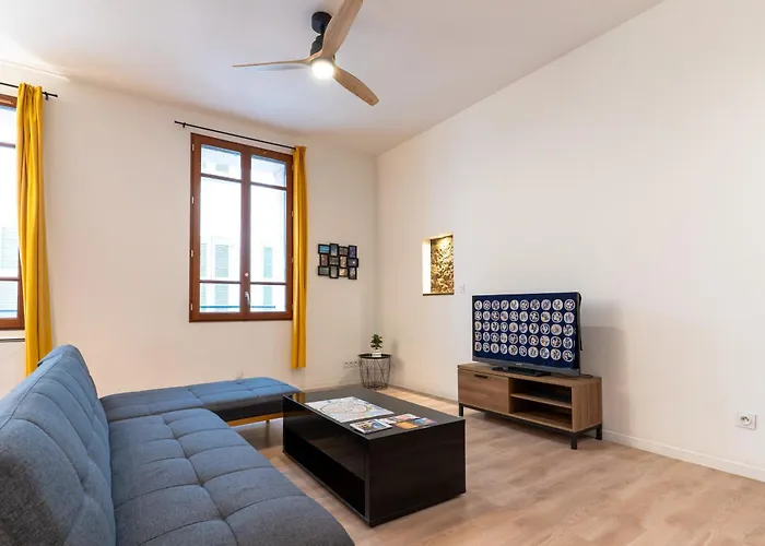 Prive Dans Maison Du Centre Apartment *